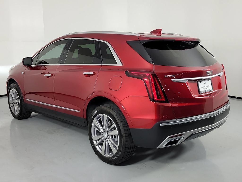 Certified 2024 Cadillac XT5 Premium Luxury w/ LPO, Floor Liner Package FWD image 4