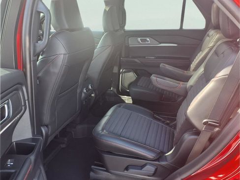 New 2026 Ford Explorer ST-Line w/ ST-Line Street Pack AWD/4WD image 22