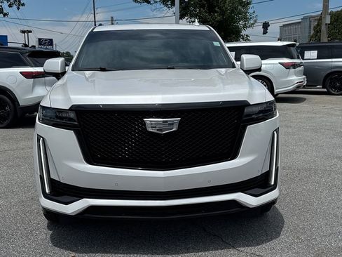 Used 2023 Cadillac Escalade Sport Platinum AWD/4WD image 2