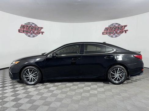 Used 2016 Lexus ES 350 ES 350 Sedan 4D w/ Luxury Package w/Wood Trim image 4