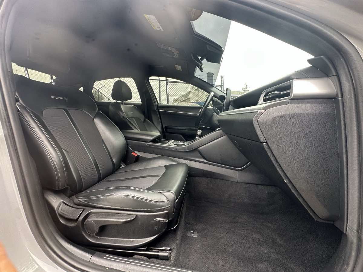 Used 2022 Kia K5 GT-Line AWD/4WD image 30