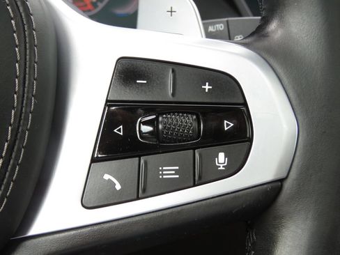 Used 2022 BMW X7 M50i w/ Dynamic Handling Package AWD/4WD image 26
