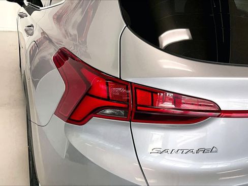 Used 2022 Hyundai Santa Fe Limited FWD image 28