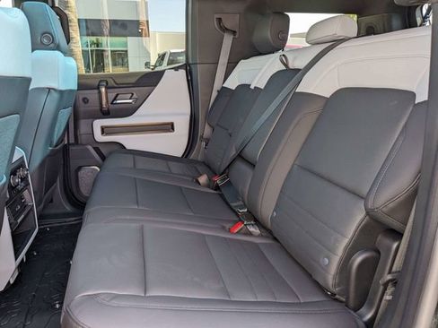 New 2024 GMC Hummer EV 2X w/ Extreme Off-Road Package image 14