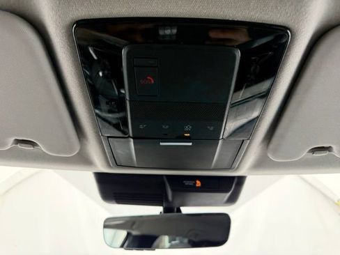 Used 2025 Mitsubishi Outlander SE AWD/4WD image 42