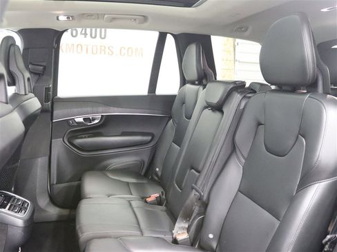 Used 2020 Volvo XC90 T5 Momentum AWD/4WD image 14