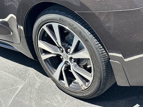 Used 2017 Nissan Maxima 3.5 SL FWD image 4