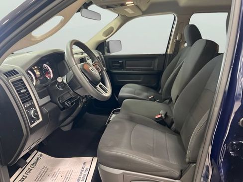 Used 2019 RAM 1500 Express w/ Express Value Package AWD/4WD image 12