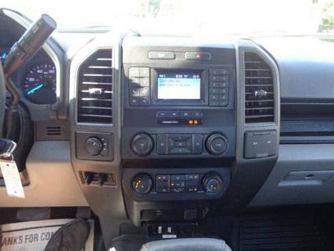 Used 2022 Ford F250 XL w/ Power Equipment Group AWD/4WD image 15