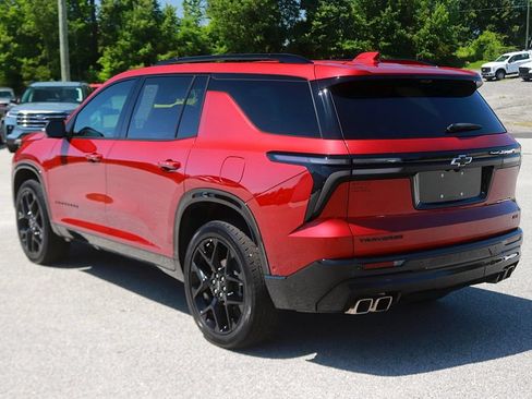 Used 2024 Chevrolet Traverse RS FWD image 5