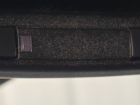 Used 2025 Chrysler Pacifica Select image 10