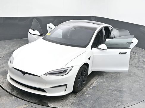 Used 2021 Tesla Model S Plaid image 77
