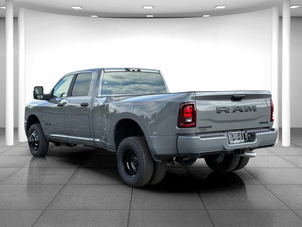 New 2026 RAM 3500 Big Horn AWD/4WD image 5