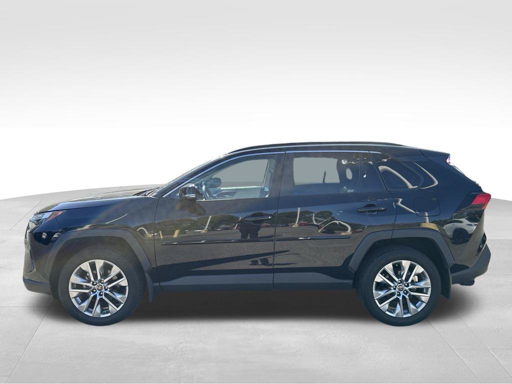 Used 2025 Toyota RAV4 XLE Premium w/ Weather Package AWD/4WD image 2