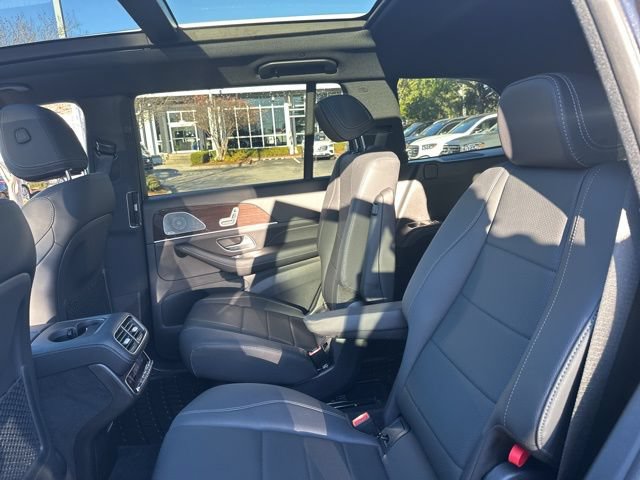 Used 2025 Mercedes-Benz GLS 450 4MATIC image 19