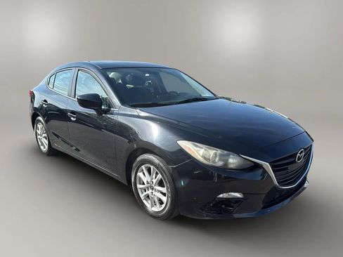 Used 2014 MAZDA MAZDA3 i Touring w/ Technology Package FWD image 3