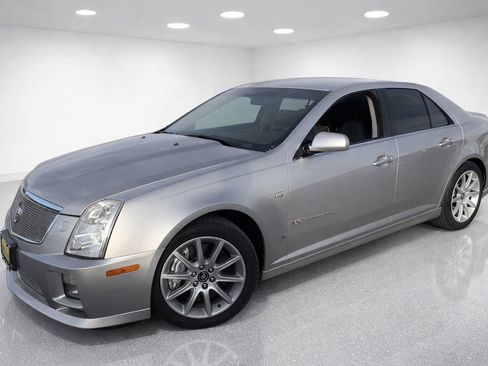 Used 2006 Cadillac STS V image 1