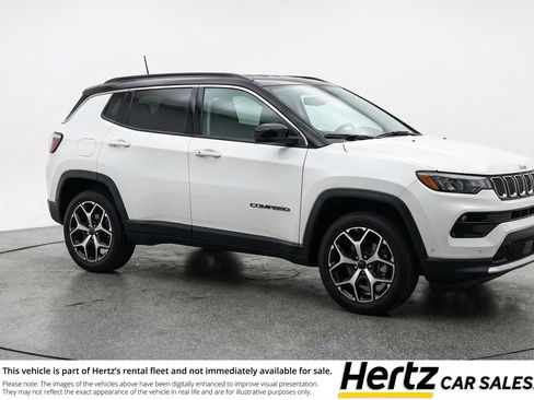 Used 2025 Jeep Compass Limited image 1