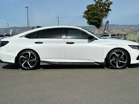 Used 2021 Honda Accord Sport Special Edition image 3