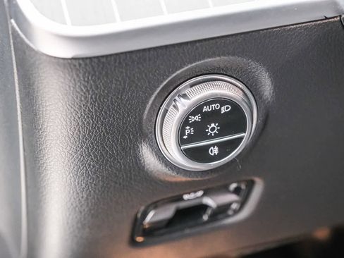 Certified 2023 Mercedes-Benz C 300 Sedan image 27