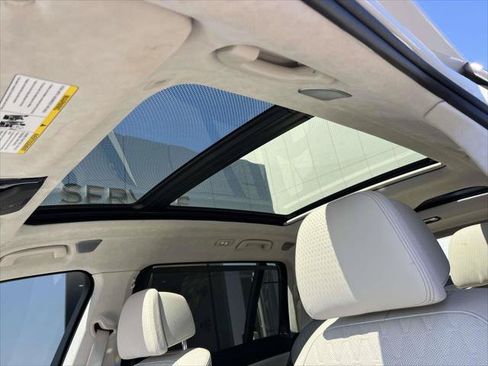 Used 2024 BMW ALPINA XB7 AWD/4WD image 23