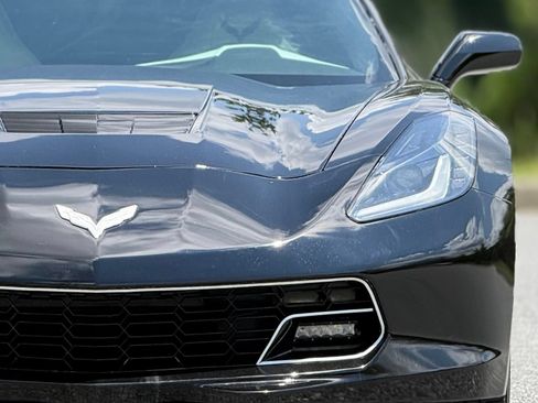 Used 2016 Chevrolet Corvette Stingray Coupe RWD image 15