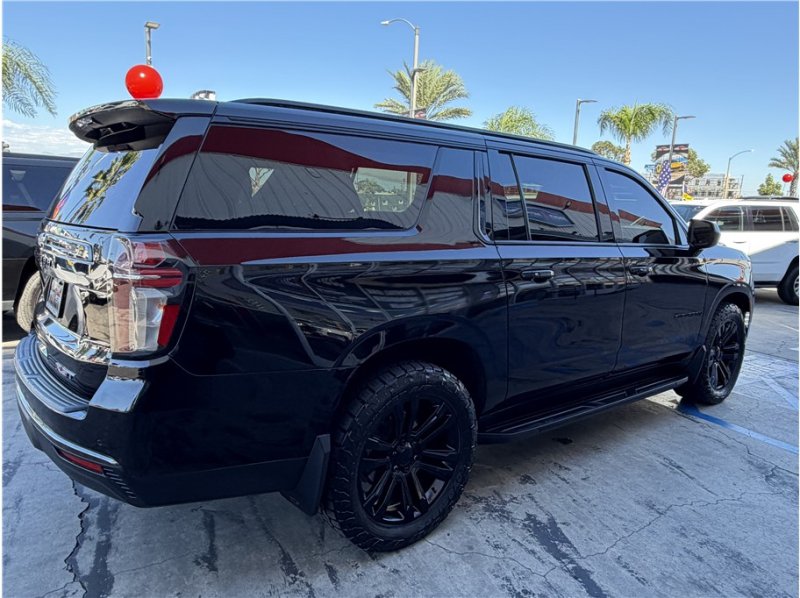 Used 2022 Chevrolet Suburban RST w/ Max Trailering Package AWD/4WD image 62