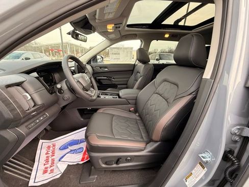 New 2026 Nissan Pathfinder Platinum w/ Cargo Package image 12