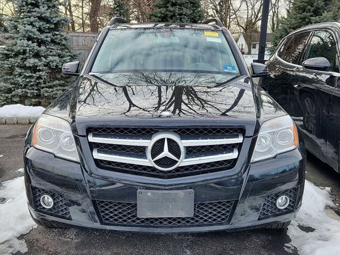 Used 2011 Mercedes-Benz GLK 350 4MATIC image 2