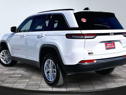 New 2026 Jeep Grand Cherokee Laredo X AWD/4WD image 16