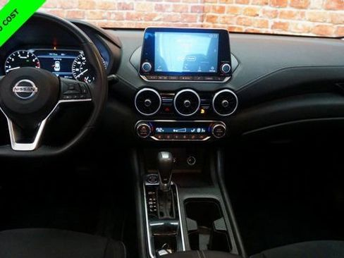 Used 2021 Nissan Sentra SV image 11