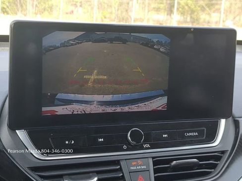 Used 2023 Nissan Altima 2.5 SR w/ SR Premium Package image 21