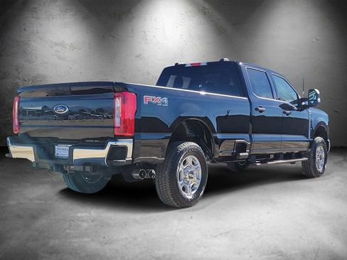 New 2026 Ford F250 XLT image 3