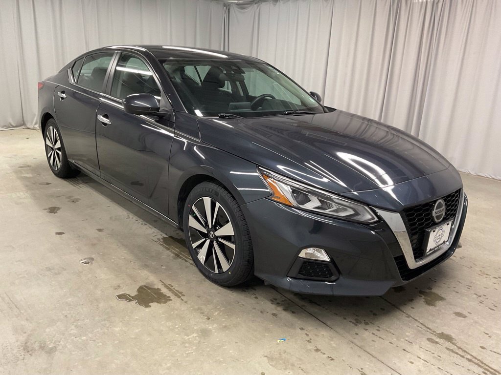 Used 2022 Nissan Altima 2.5 SV FWD image 2