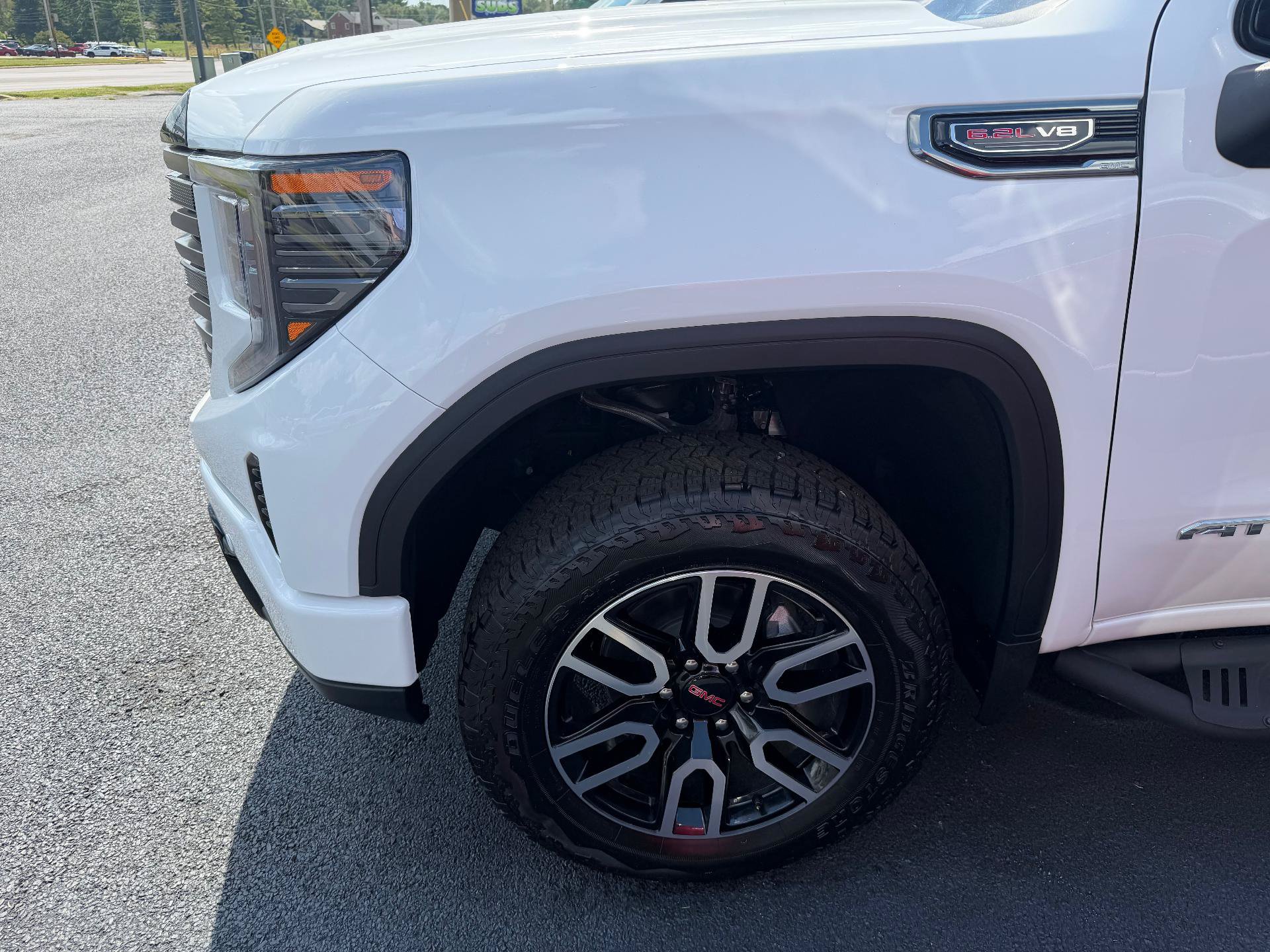 Used 2026 GMC Sierra 1500 AT4 w/ AT4 Premium Package AWD/4WD image 6