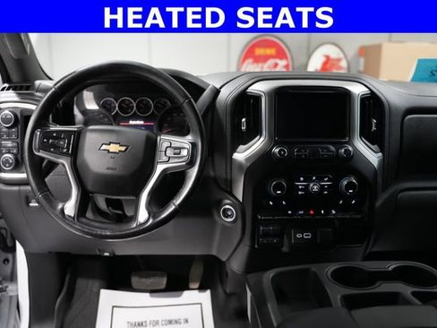 Used 2021 Chevrolet Silverado 1500 LT w/ Z71 Off-Road Package image 2