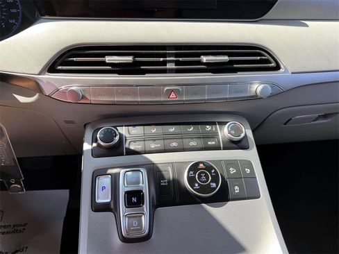Certified 2022 Hyundai Palisade SE image 16