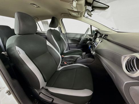 Used 2025 Nissan Versa S w/ Trunk Package FWD image 33
