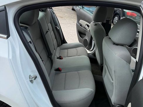 Used 2014 Chevrolet Cruze LT w/ All-Star Edition FWD image 15