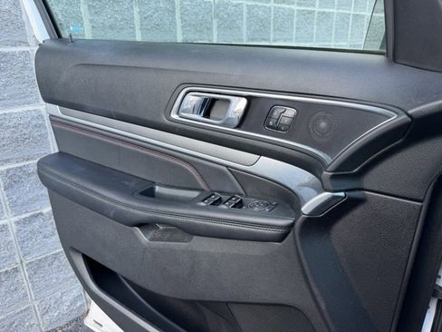 Used 2017 Ford Explorer Sport w/ Equipment Group 401A image 17