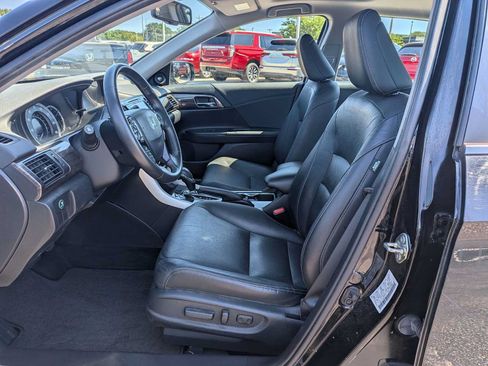 Certified 2017 Honda Accord EX-L image 13