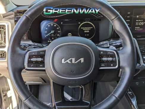 Used 2023 Kia Sorento SX AWD/4WD image 22