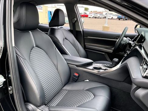 Certified 2023 Toyota Camry SE image 8