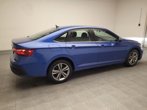 Used 2024 Volkswagen Jetta SE FWD image 10