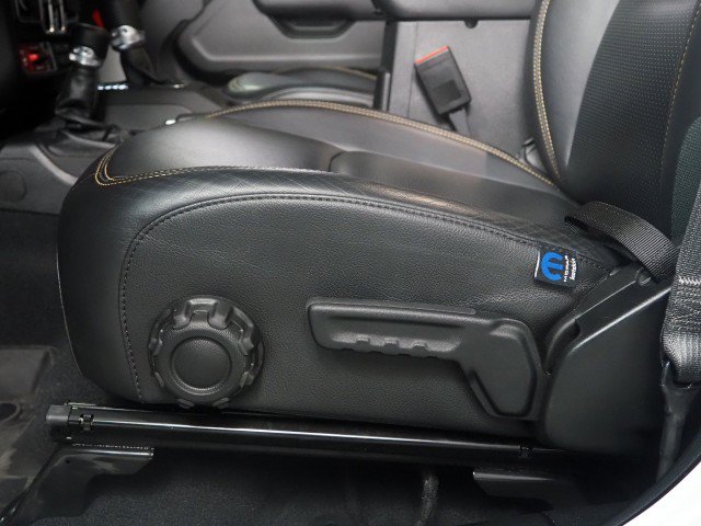 Used 2024 Jeep Wrangler 4xe AWD/4WD image 55