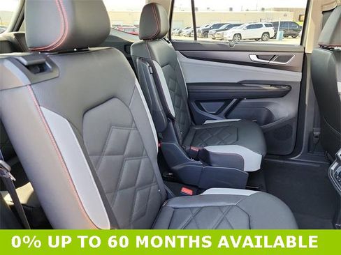 New 2026 Volkswagen Atlas Peak Edition image 19