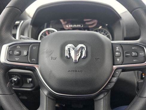 New 2026 RAM 1500 Express AWD/4WD image 15