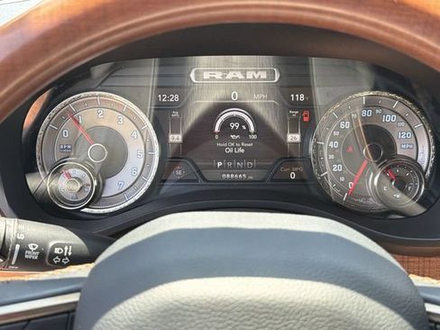 Used 2022 RAM 1500 Limited AWD/4WD image 24