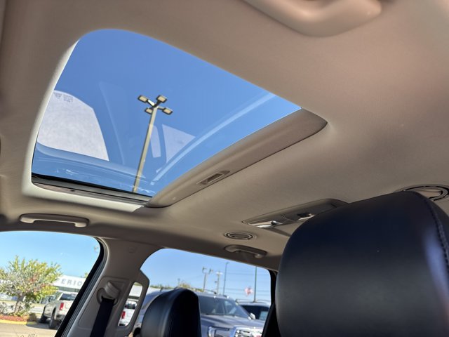 Used 2020 Kia Telluride S w/ S 8 Passenger Seating Package FWD image 24