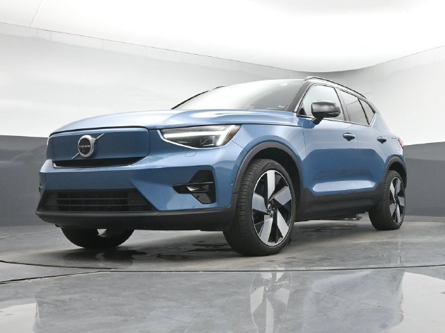 Used 2023 Volvo XC40 Recharge Ultimate AWD/4WD image 12